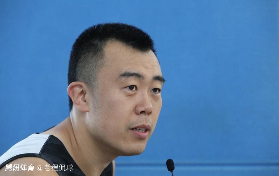 据知名转会专家罗马诺报道，尤文小将怀森即将租借加盟弗洛西诺尼。